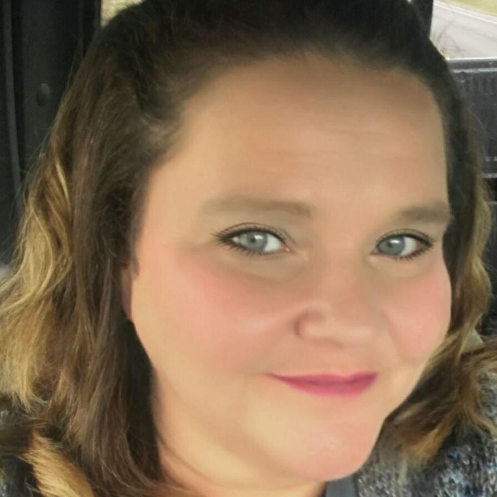 Meet your Posher, Angie
